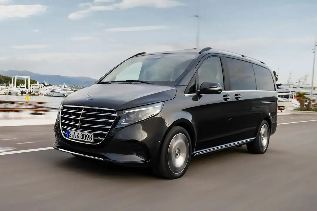 Premium van for booking non stop in Ibiza. Private car booking app.